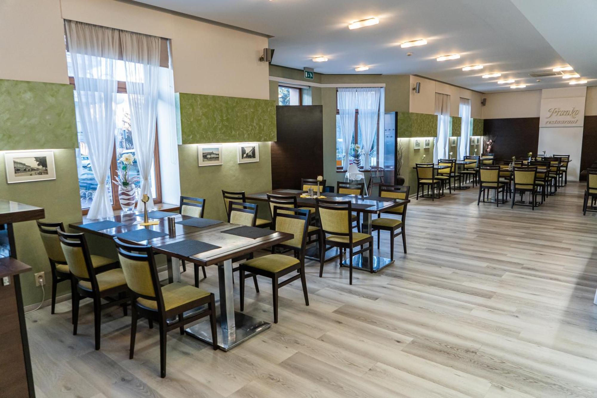 Franko hotel Zvolen Exteriér fotografie